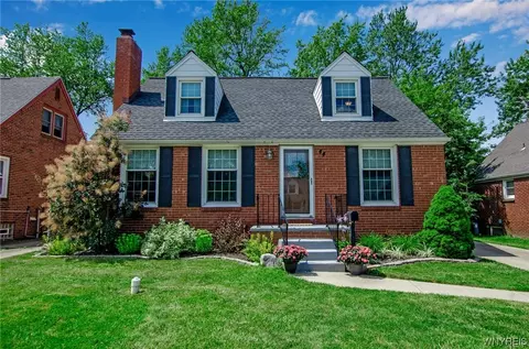 44 Lynncrest Ter, Cheektowaga, NY 14225