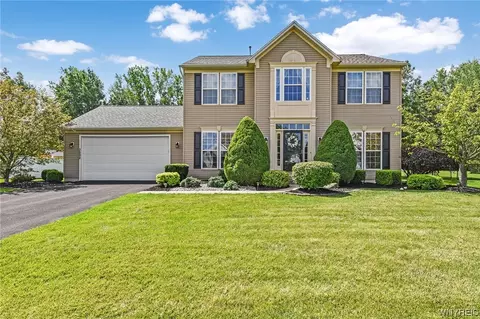 3898 Fritz Rd, Wheatfield, NY 14120