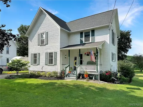 29 Sherman Ave, Middlebury, NY 14591