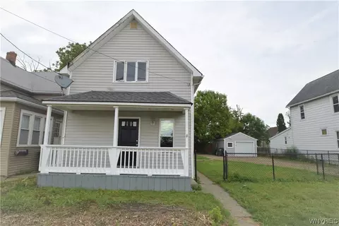 77 Ellicott Pl, Depew, NY 14043