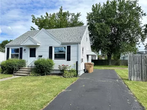 134 Clearvale Dr, Cheektowaga, NY 14225