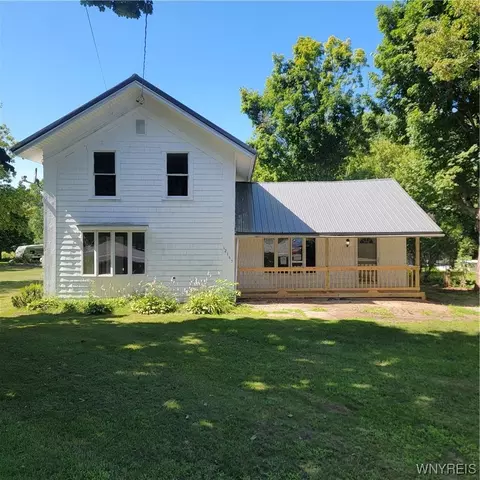 12165 Ridge Rd, Ridgeway, NY 14103