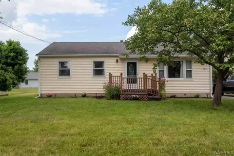 2028 Como Park Blvd, Lancaster, NY 14086
