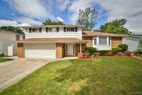 74 Sherbrooke Ave, Amherst, NY 14221