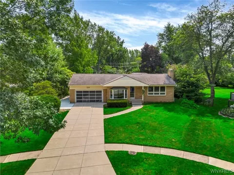 531 Kings Hwy N, Amherst, NY 14226