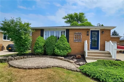 45 Fairelm Ln, Cheektowaga, NY 14227