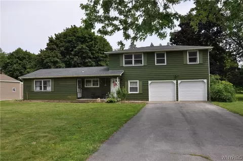 4295 Shimerville Rd, Clarence, NY 14031