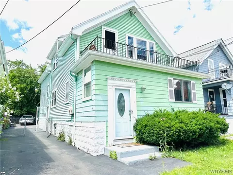 212 Newburgh Ave, Buffalo, NY 14215