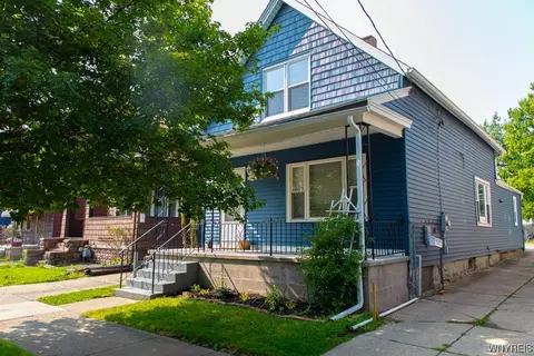 94 Marion St, Buffalo, NY 14207