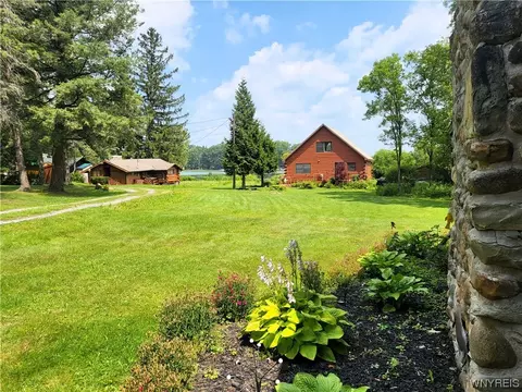 77 Wildemere Dr #G, Java, NY 14009 photo 3