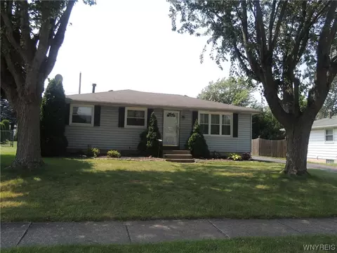 3422 Emerling Dr, Buffalo, NY 14219