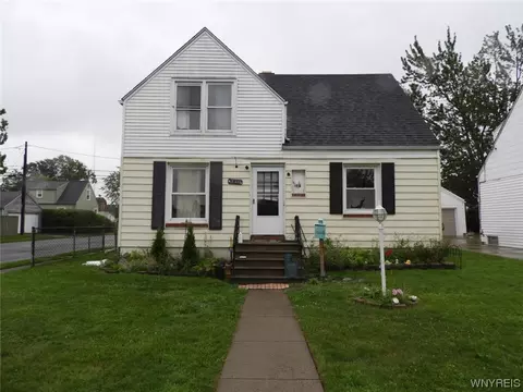 330 Mang Ave, Kenmore, NY 14217