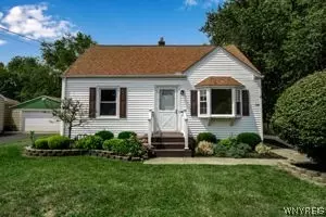 205 Bielak Rd, Orchard Park, NY 14127