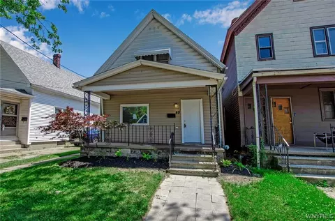 49 Davey St, Buffalo, NY 14206