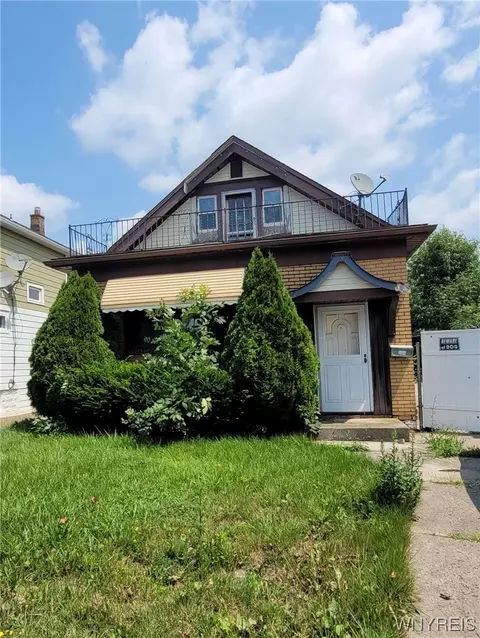 45 Pendennis Pl, Cheektowaga, NY 14225
