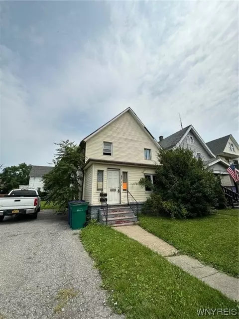 2171 Niagara St, Buffalo, NY 14207