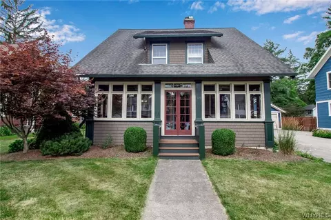 173 Pratt St, Aurora, NY 14052