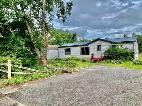 9634 Maple Ave, Machias, NY 14101
