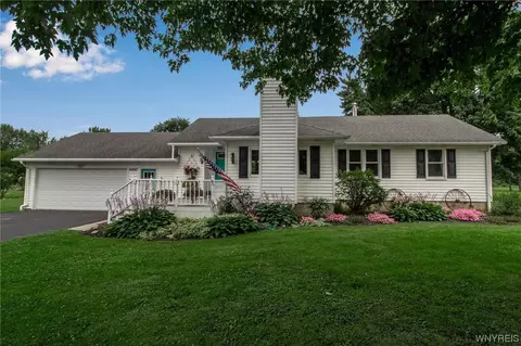 4807 Gasport Rd, Royalton, NY 14067