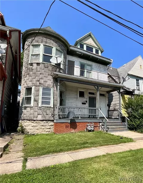 68 Auburn Ave, Buffalo, NY 14213