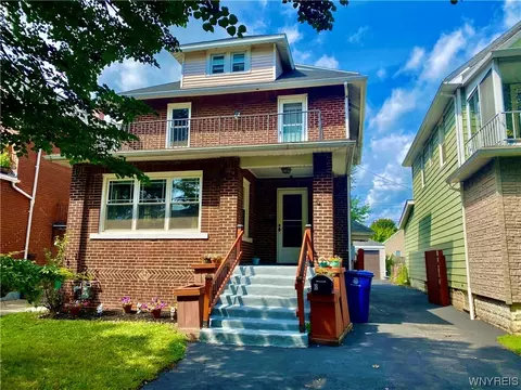18 Cantwell Dr, Buffalo, NY 14220