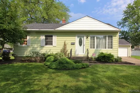 61 Clark St, Tonawanda, NY 14150