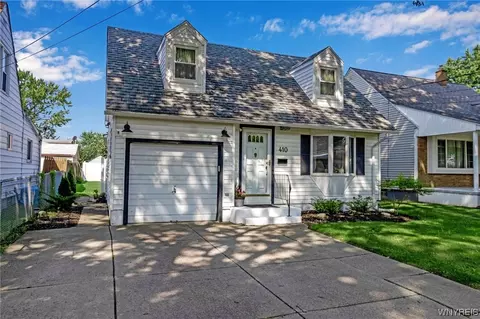 410 81st St, Niagara Falls, NY 14304