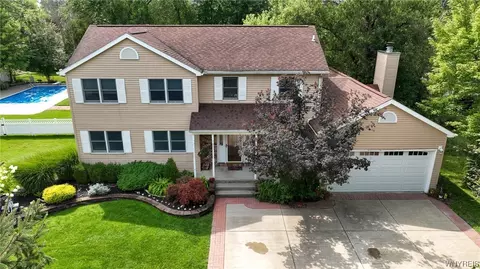 8160 Lake Shore Rd, Evans, NY 14006