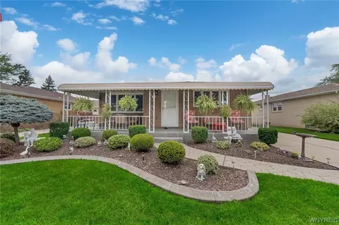37 Lordan Dr, Cheektowaga, NY 14227