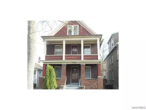 1786 Welch Ave, Niagara Falls, NY 14303