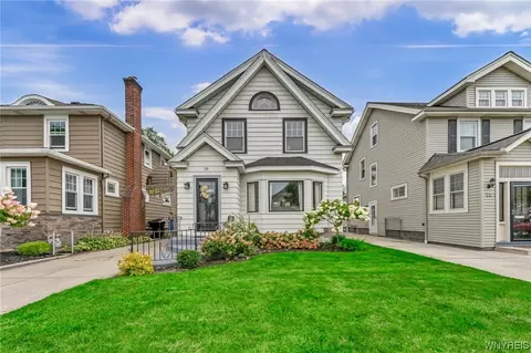 33 Princeton Blvd, Buffalo, NY 14217