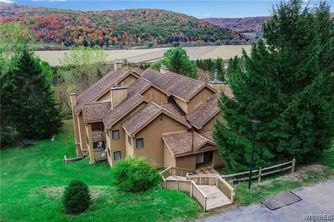 5915 Us 219, Great Valley, NY 14741