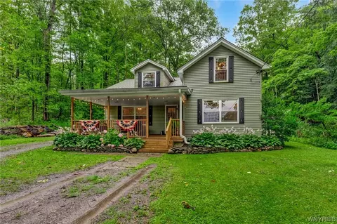 8421 Gutekunst Rd, Colden, NY 14033