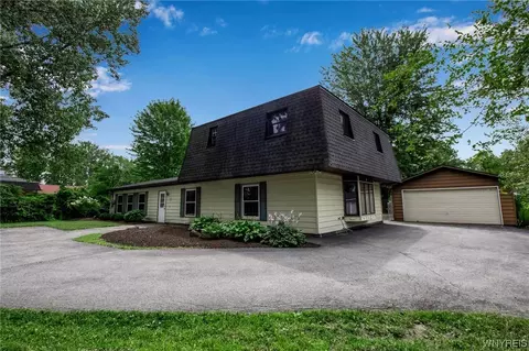 12055 Broadway St, Alden, NY 14004