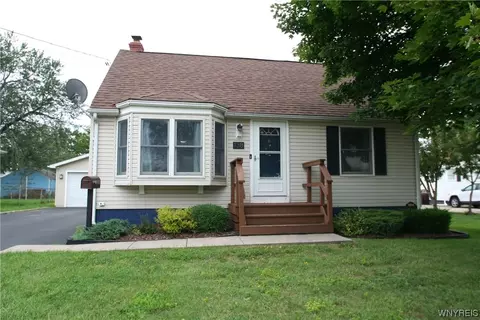 138 Garland Ave, Cheektowaga, NY 14206