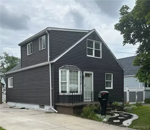 105 Altruria St, Buffalo, NY 14220