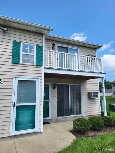 5 Sunmist #5 B, Amherst, NY 14228