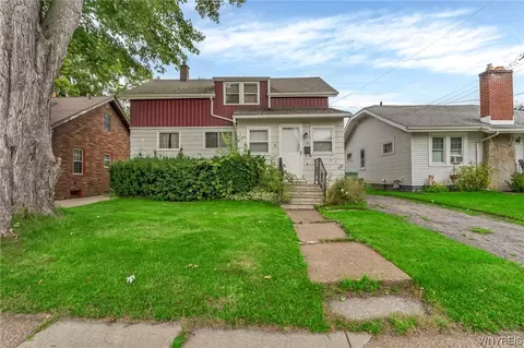 8418 Frontier Ave, Niagara Falls, NY 14304