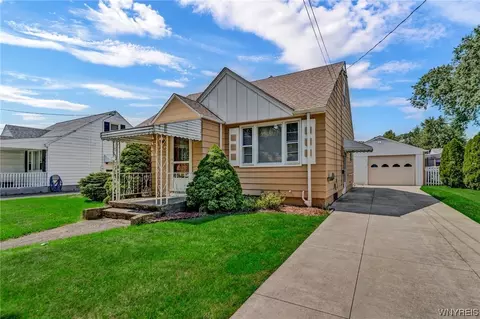 1248 93rd St, Niagara Falls, NY 14304