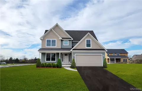 20 Greenspring Ct, West Seneca, NY 14224