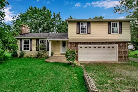 4605 Clinton St, West Seneca, NY 14224