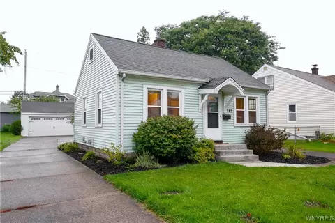 242 Spaulding St, North Tonawanda, NY 14120