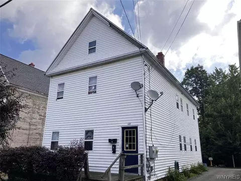 115 N Main St, Evans, NY 14006