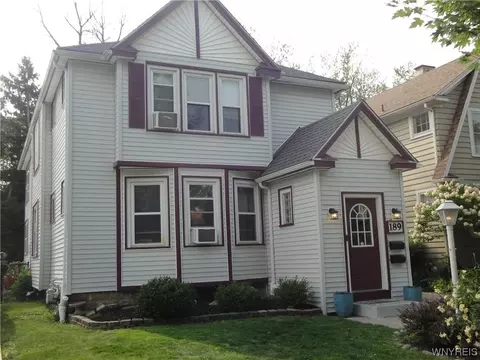 189 Hamilton Dr, Amherst, NY 14226