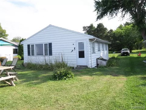 16007 Lomond W, Kendall, NY 14476