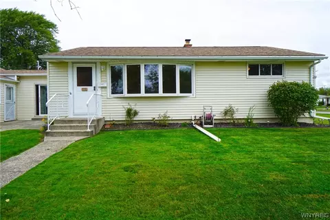 354 Maldiner Ave, Tonawanda, NY 14150