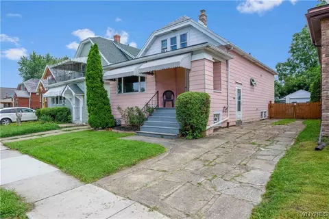 29 Ivanhoe Rd, Cheektowaga, NY 14215