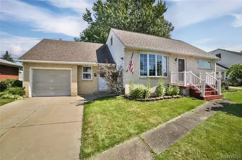 65 Larkwood Rd, West Seneca, NY 14224
