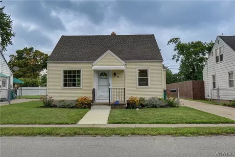 31 Sanders Rd, Buffalo, NY 14216