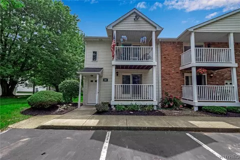 4623 Chestnut Ridge Rd #E, Amherst, NY 14228